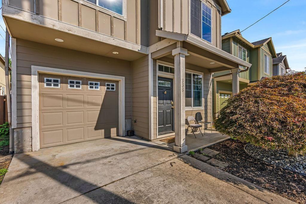 338 Se 89th Ave - Photo 3 of 30