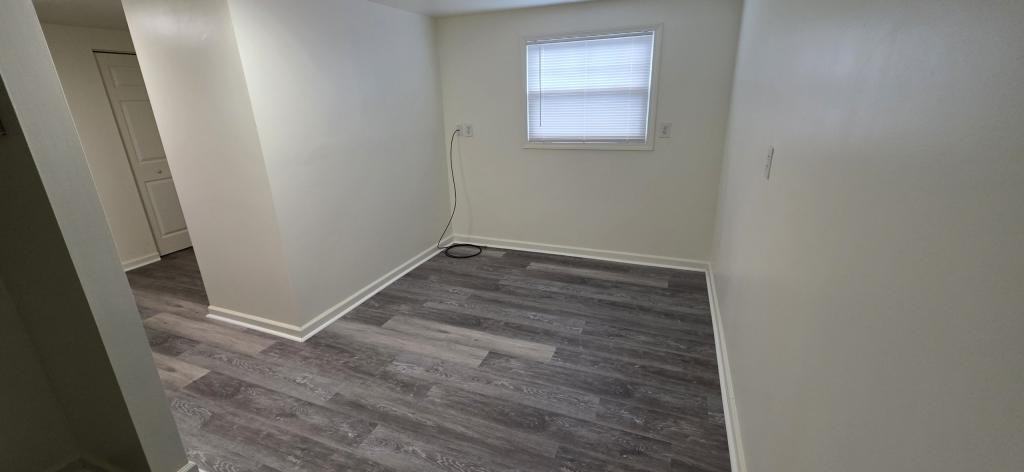 558R Goucher St - Photo 6 of 10
