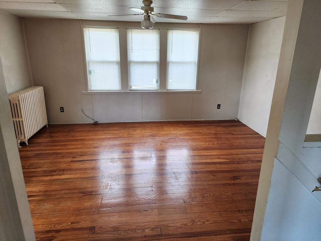 140 Rambo St - Photo 2 of 10