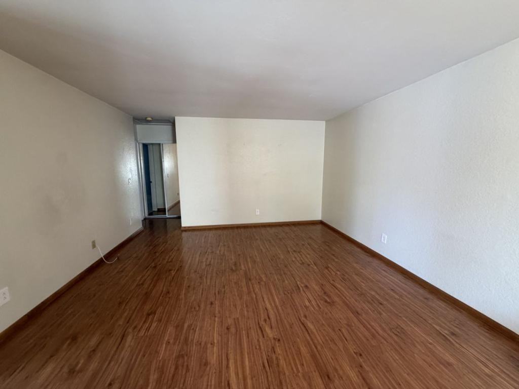 8355 Westmore Rd - Photo 2 of 8