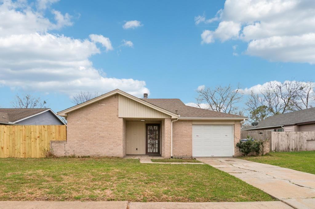 14067 Towne Way Dr - Photo 2 of 25