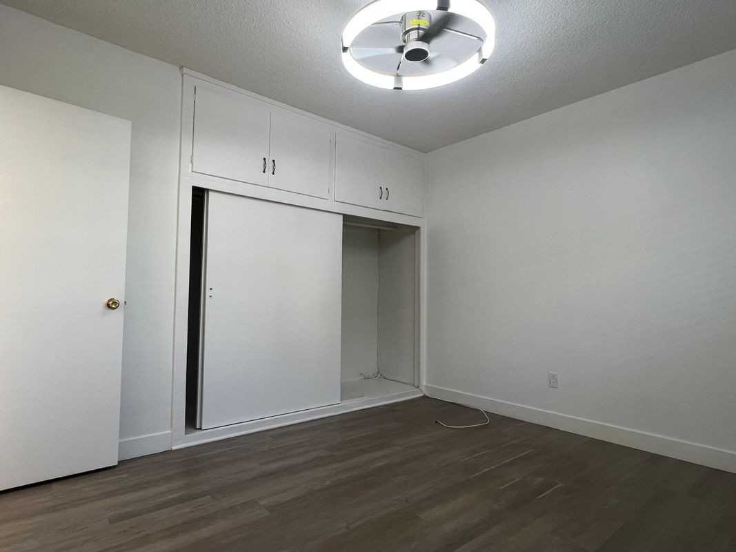 2604 Mathews Ave ##1 - Photo 6 of 8