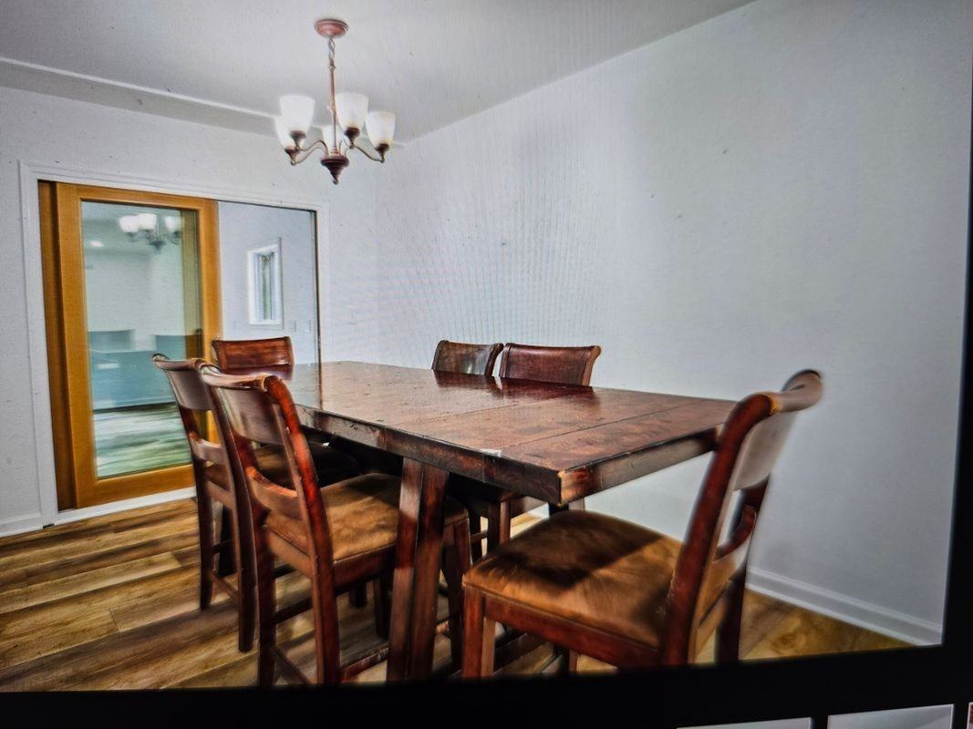 1134 Chinaberry Ln - Photo 5 of 10