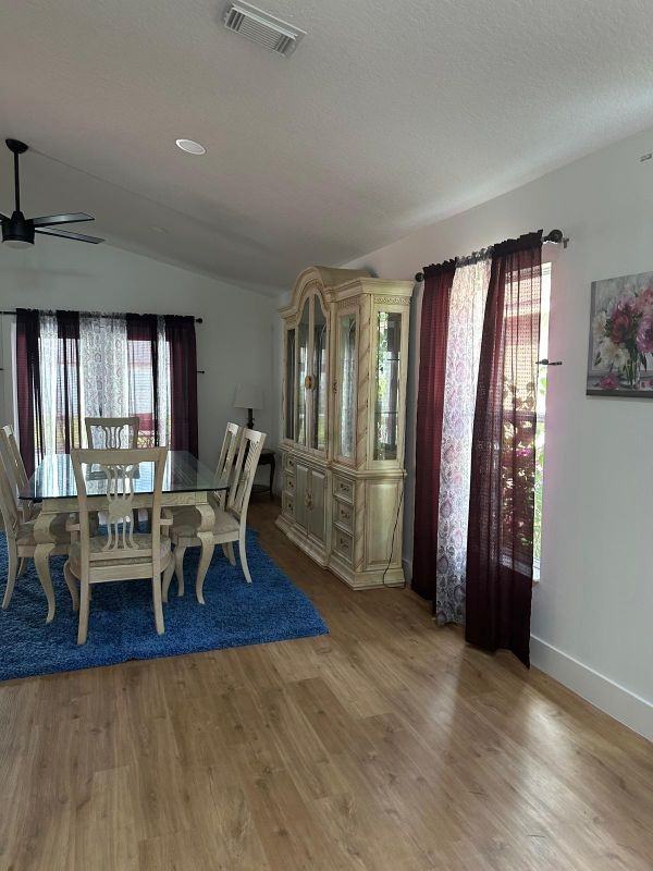 15909 Green Cove Blvd - Photo 3 of 5