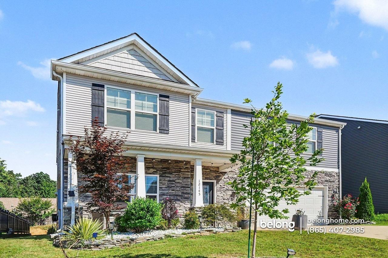 12145 Lillibridge Crossing Ln - Photo 2 of 28