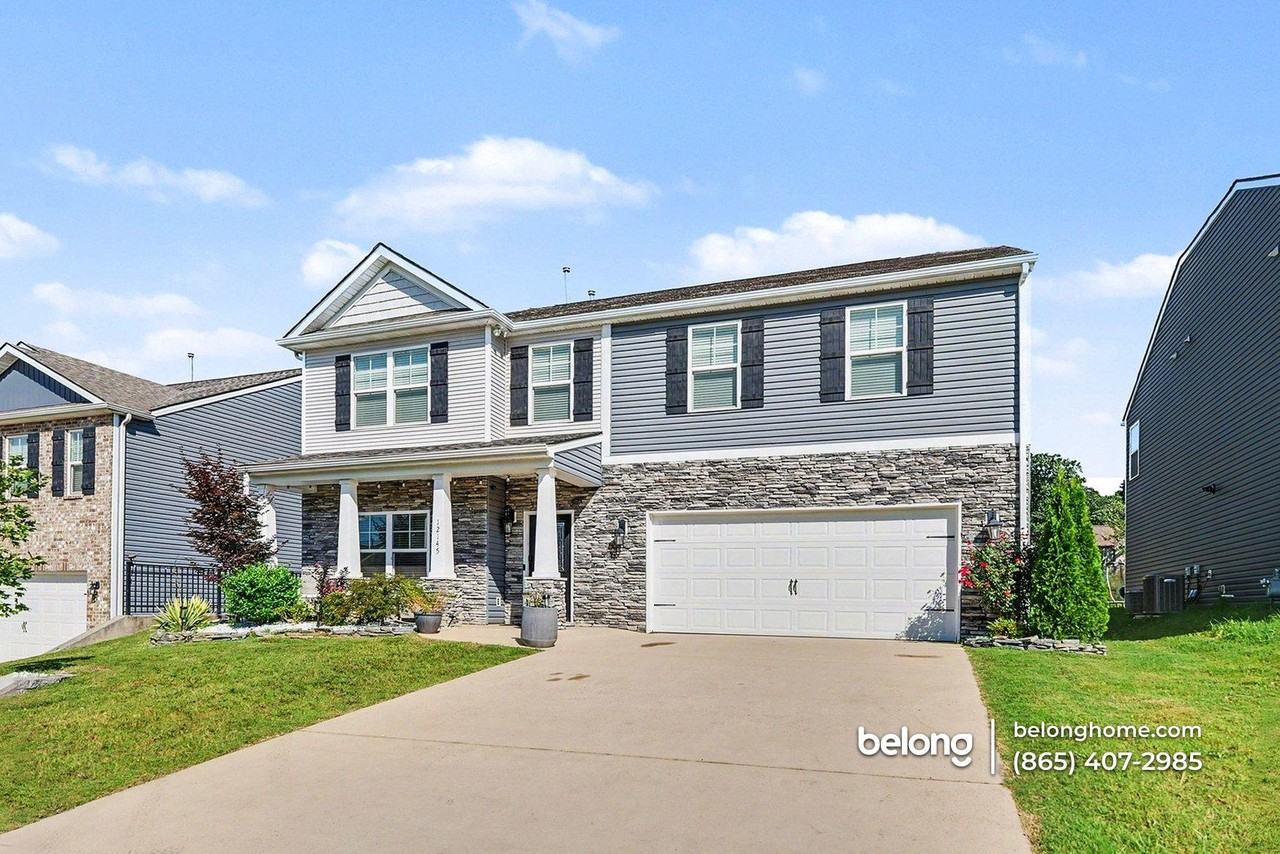 12145 Lillibridge Crossing Ln - Photo 4 of 28