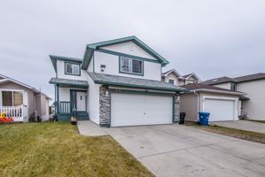 featured image of 131 Tuscarora Mews Nw