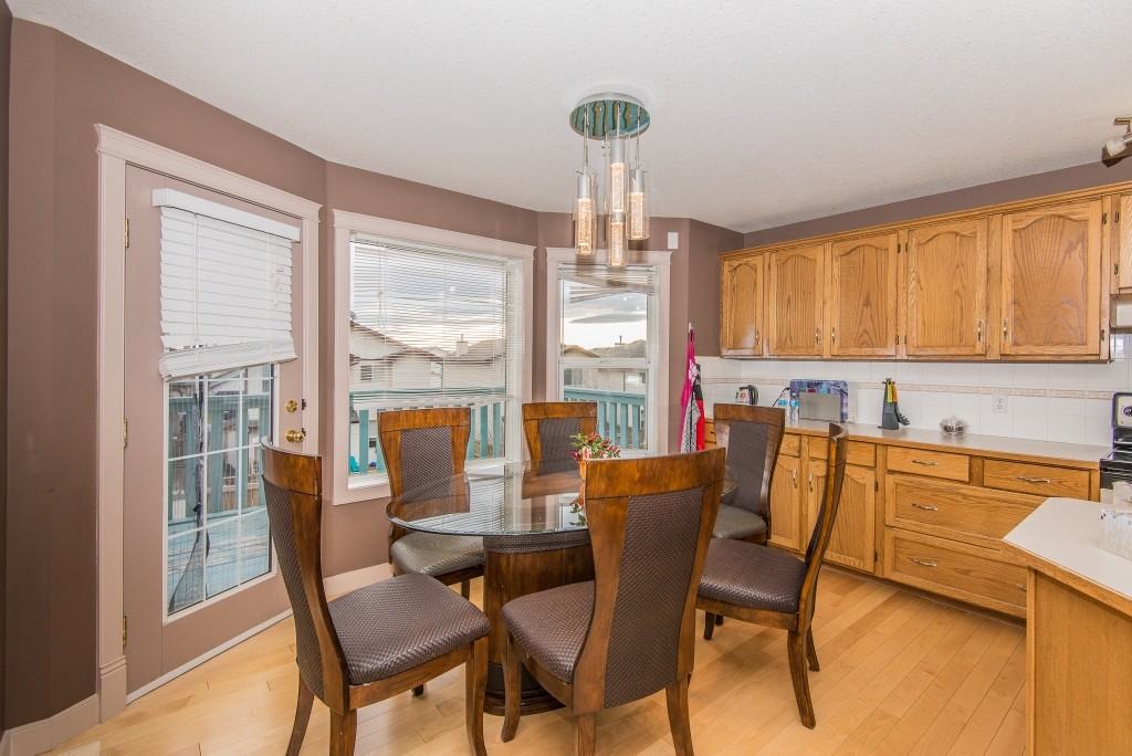 131 Tuscarora Mews Nw - Photo 3 of 14