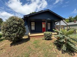 featured image of 1336 Caldwell St