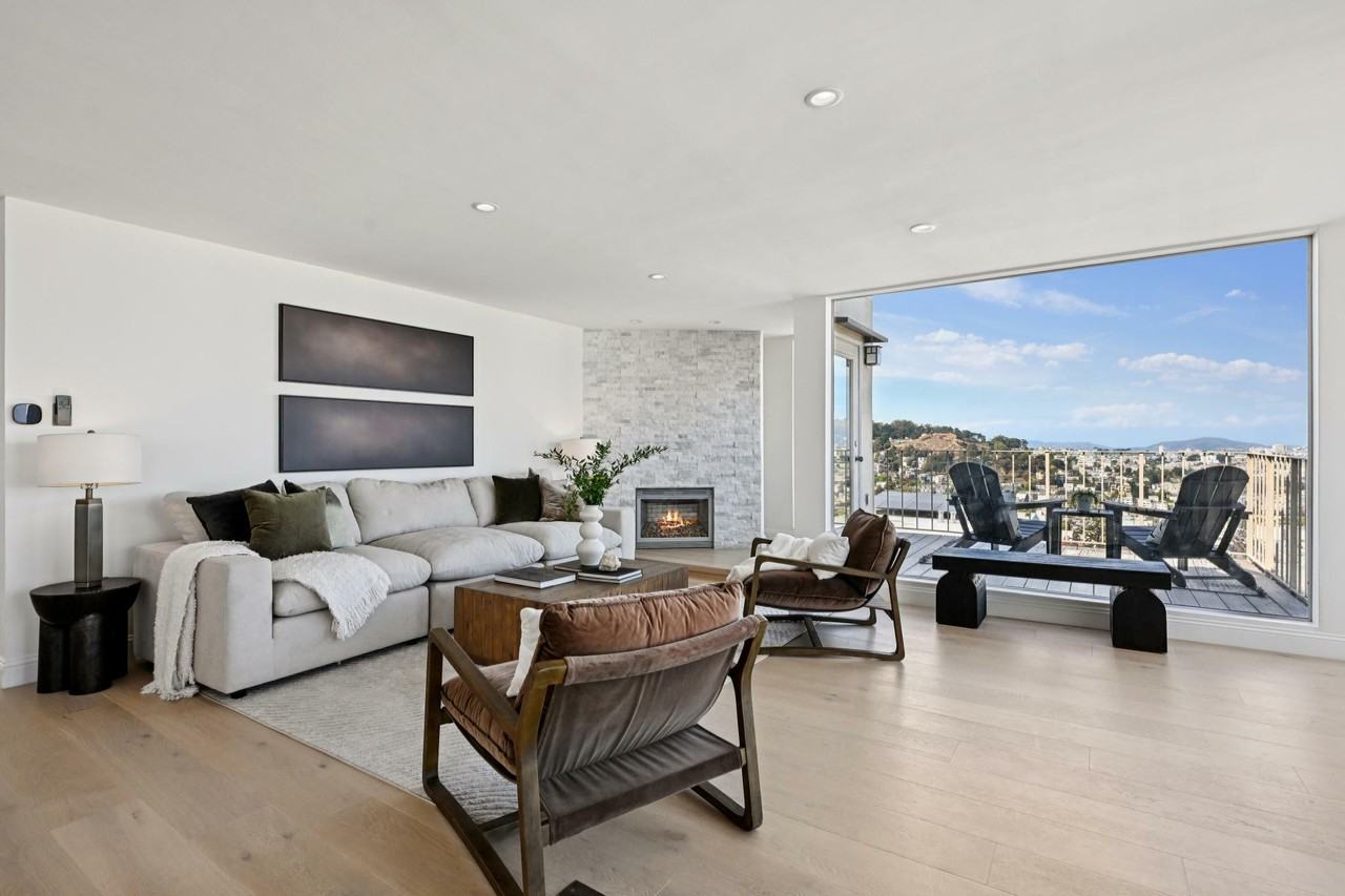 470 Collingwood St #9 - Photo 4 of 50