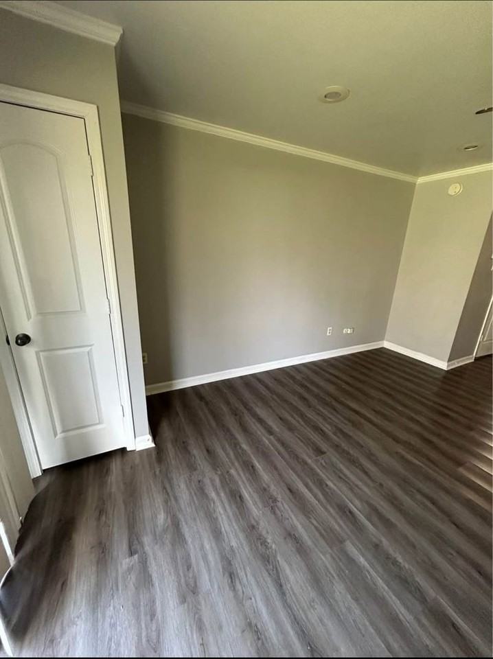 Stunning Townhome! 7718 S Street - Photo 4 of 11