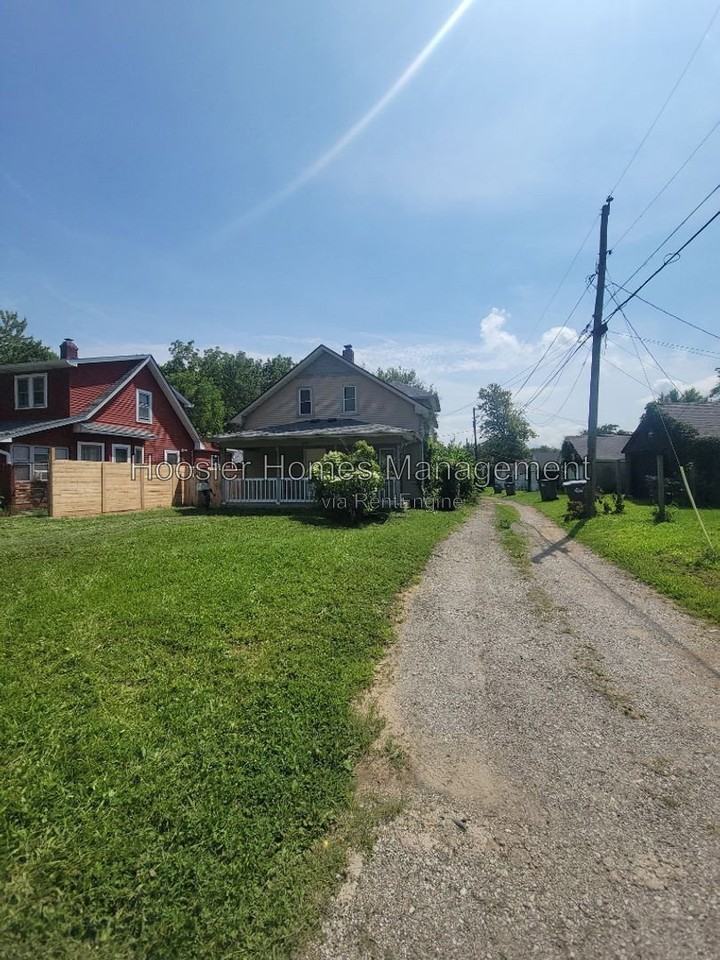 627 Bernard Ave - Photo 3 of 25