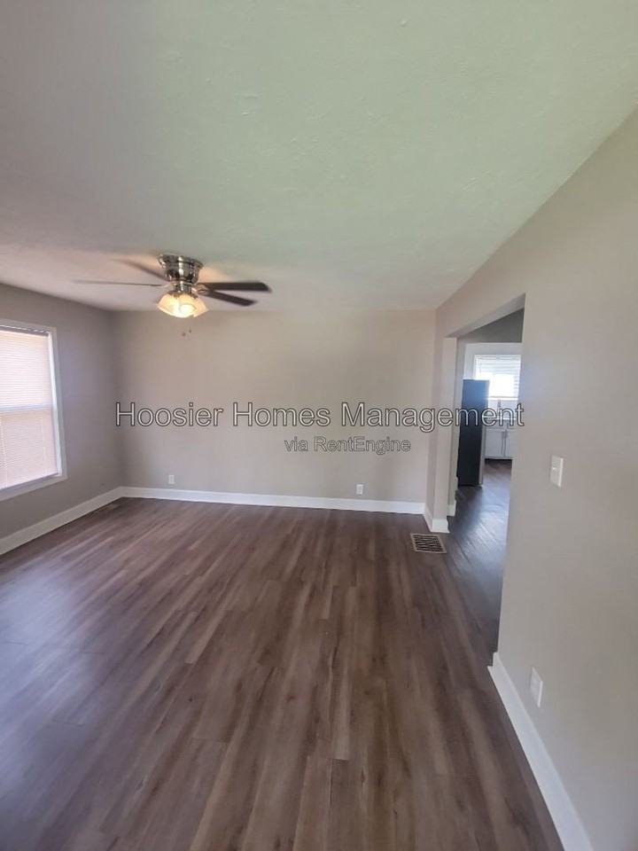 627 Bernard Ave - Photo 4 of 25