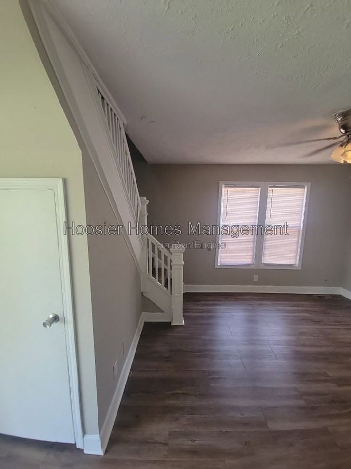 627 Bernard Ave - Photo 5 of 25