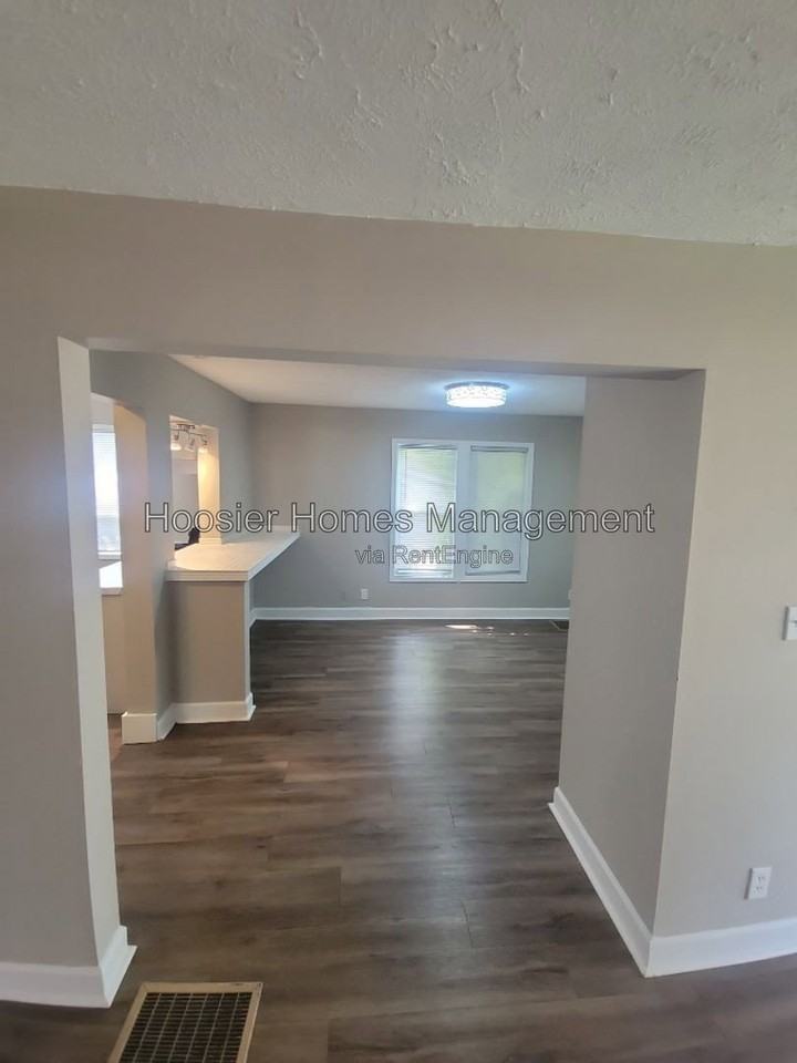 627 Bernard Ave - Photo 7 of 25
