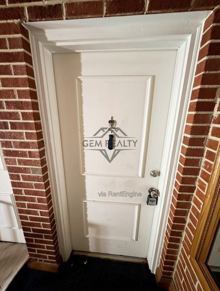 13443 Millwood Dr #23 - Photo 2 of 18