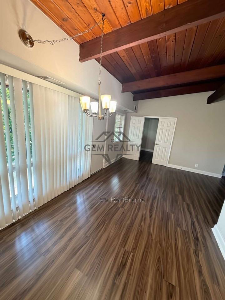 13443 Millwood Dr #23 - Photo 3 of 18