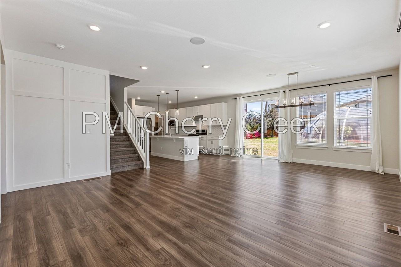5948 Odessa St - Photo 4 of 38