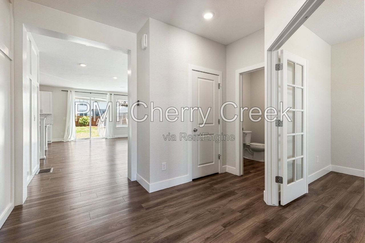 5948 Odessa St - Photo 6 of 38
