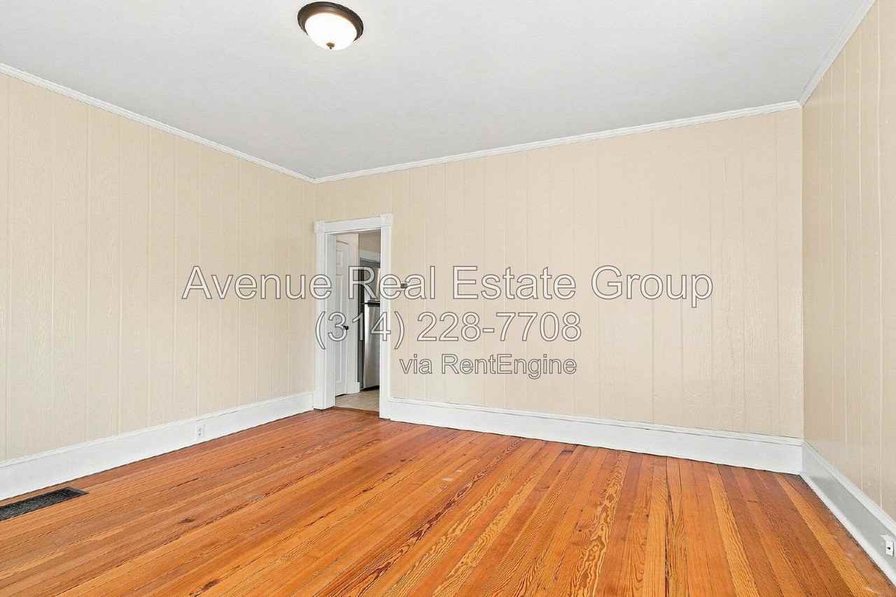 1825 N 3rd St - Photo 4 of 10