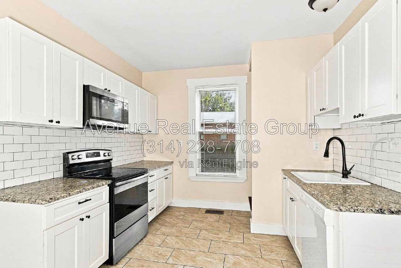 1825 N 3rd St - Photo 7 of 10