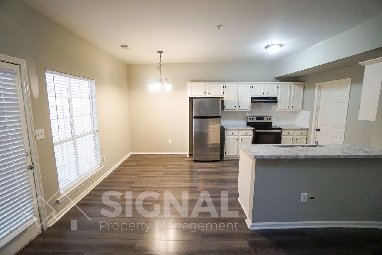 112 Timberleaf Cir - Photo 3 of 32