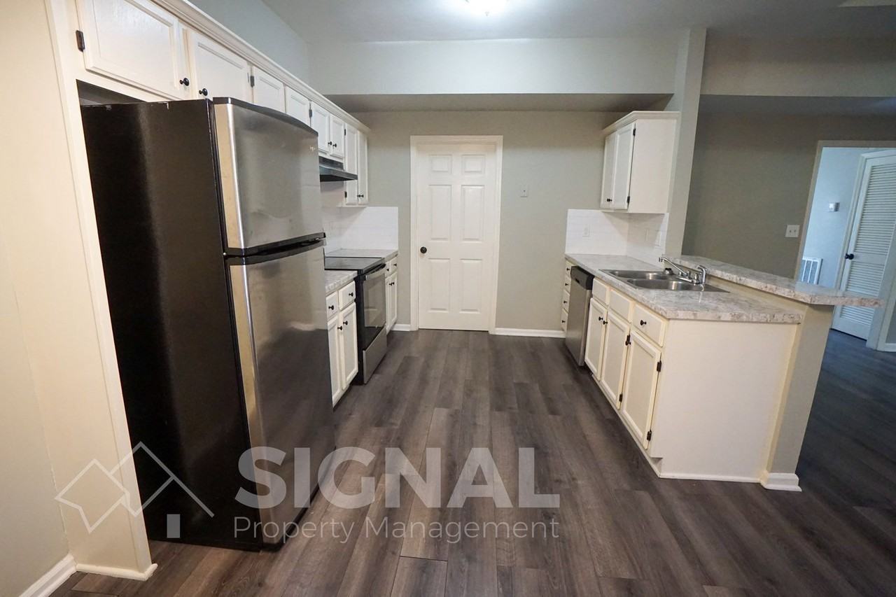 112 Timberleaf Cir - Photo 5 of 32