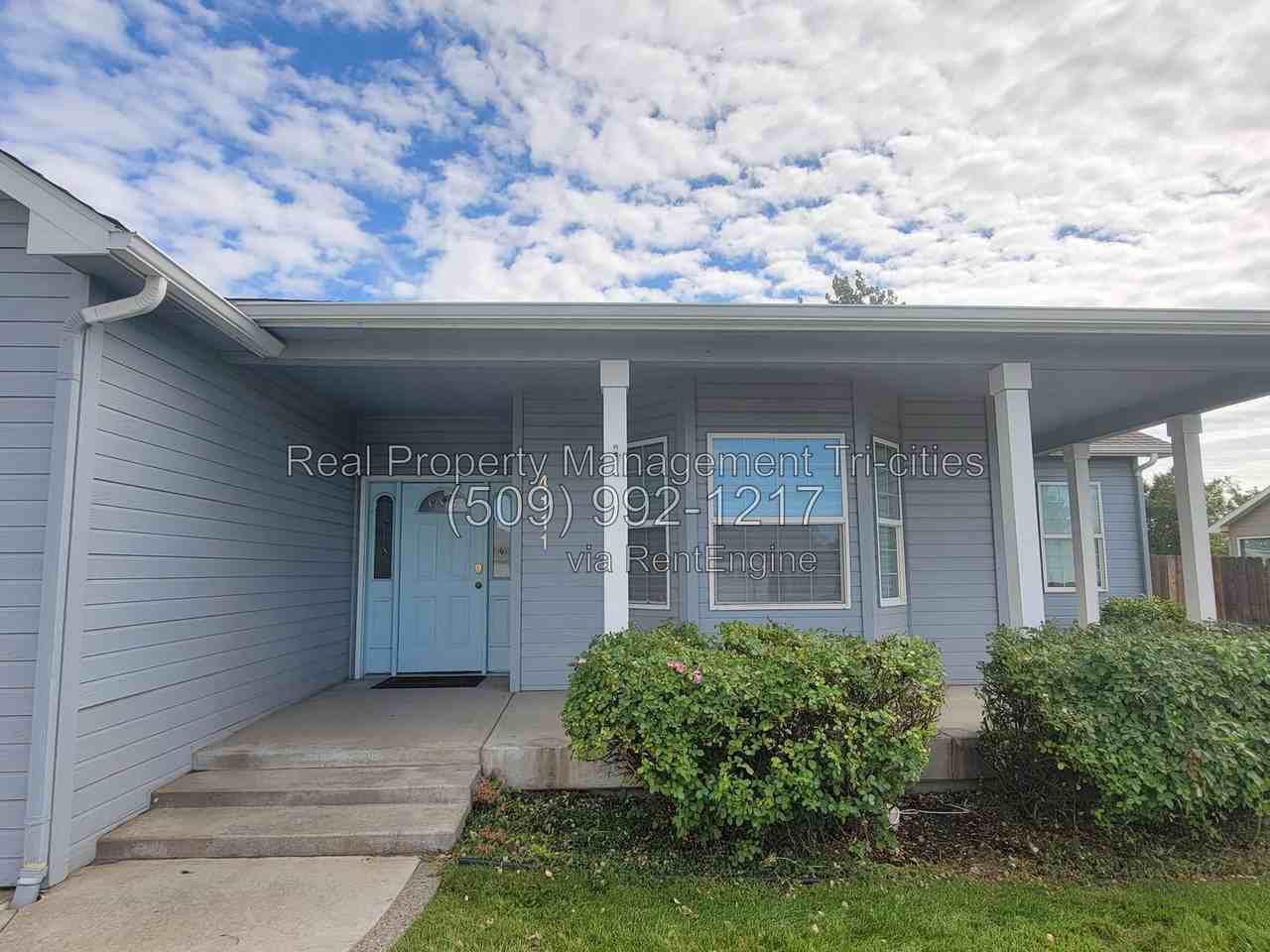 4111 Joshua Dr - Photo 2 of 24