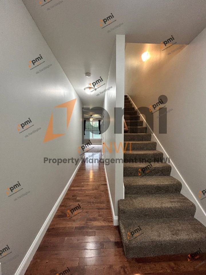 4000 Silhavy Rd - Photo 3 of 28