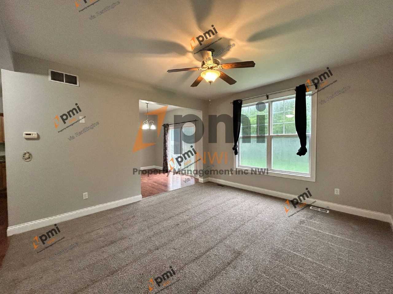 4000 Silhavy Rd - Photo 4 of 28
