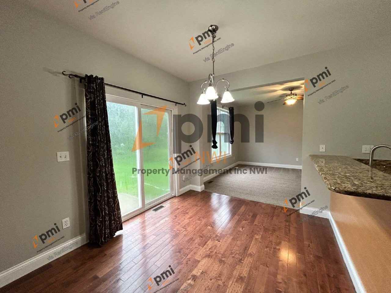 4000 Silhavy Rd - Photo 7 of 28