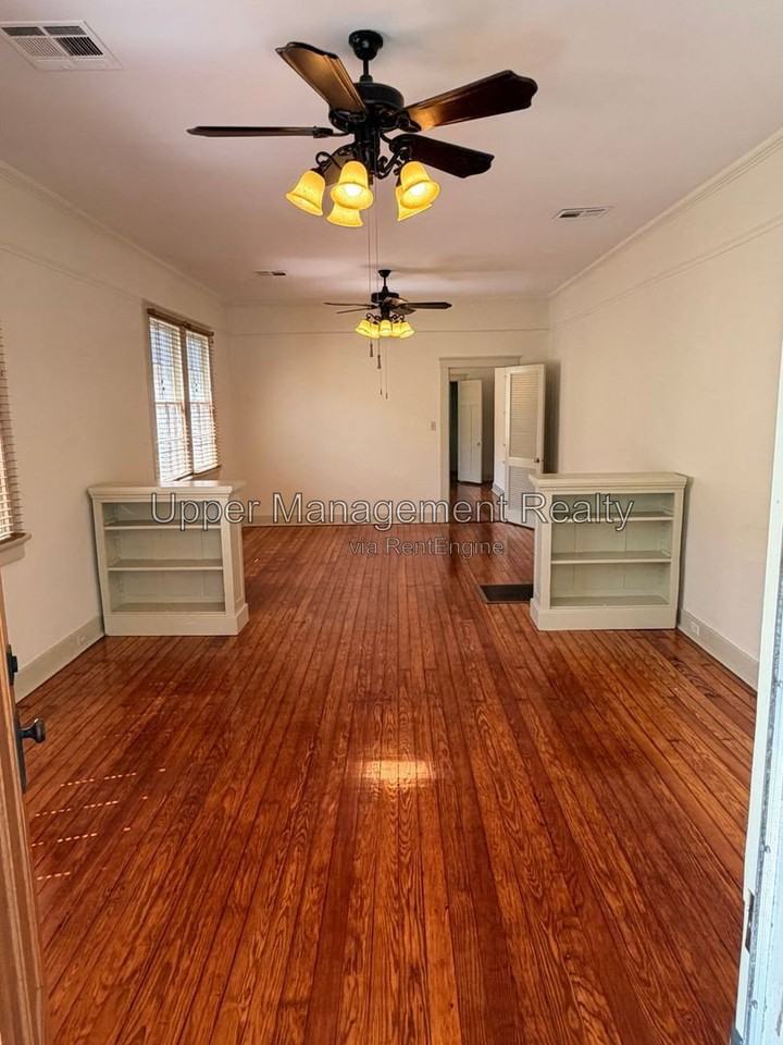 4622 Toulouse St - Photo 5 of 17