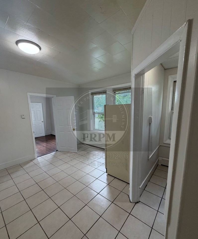 2201 Purchase St #2S - Photo 5 of 19