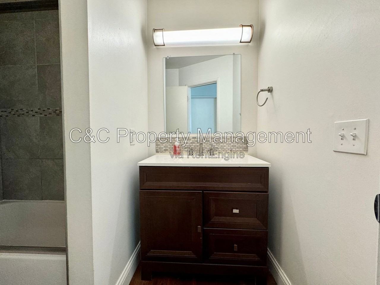 2080 Withers Ave #1 - Photo 5 of 8