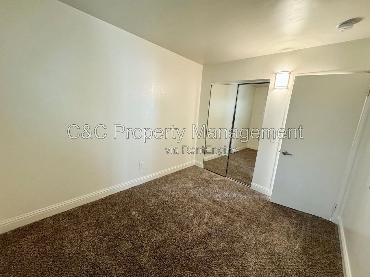 2080 Withers Ave #1 - Photo 6 of 8