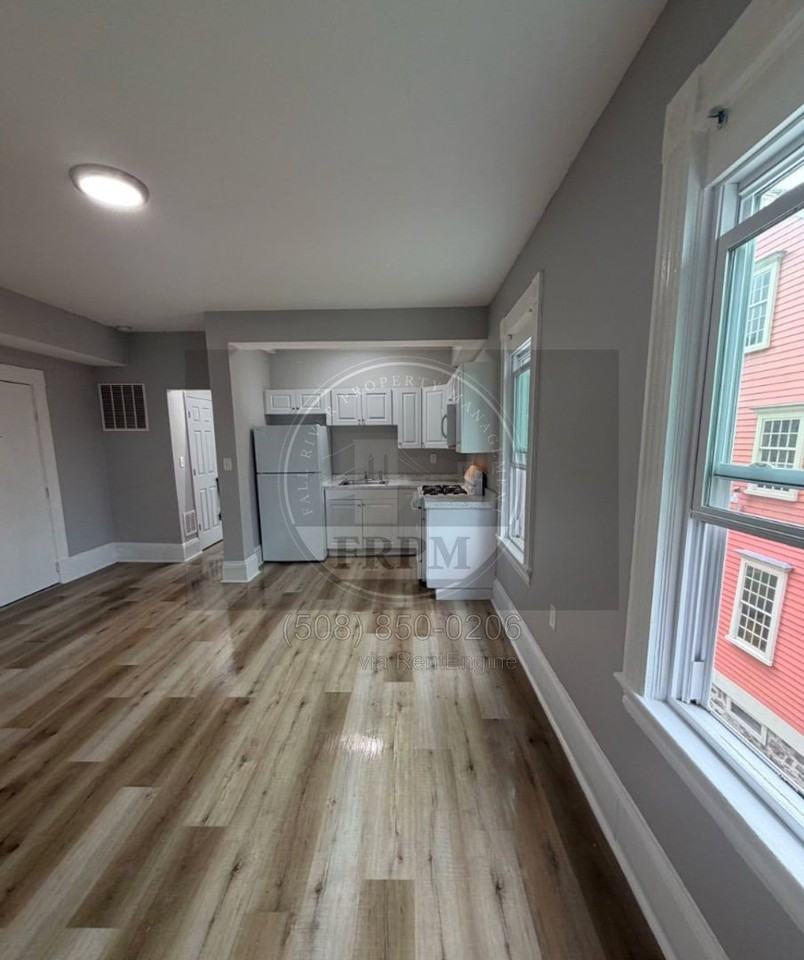 106 Cherry St #2 - Photo 3 of 15
