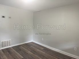 180 York St - Photo 1 of 1