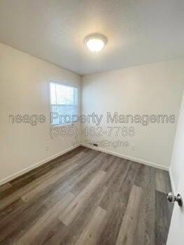 1054 W 1520 N #E - Photo 4 of 7