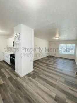 1054 W 1520 N #E - Photo 7 of 7