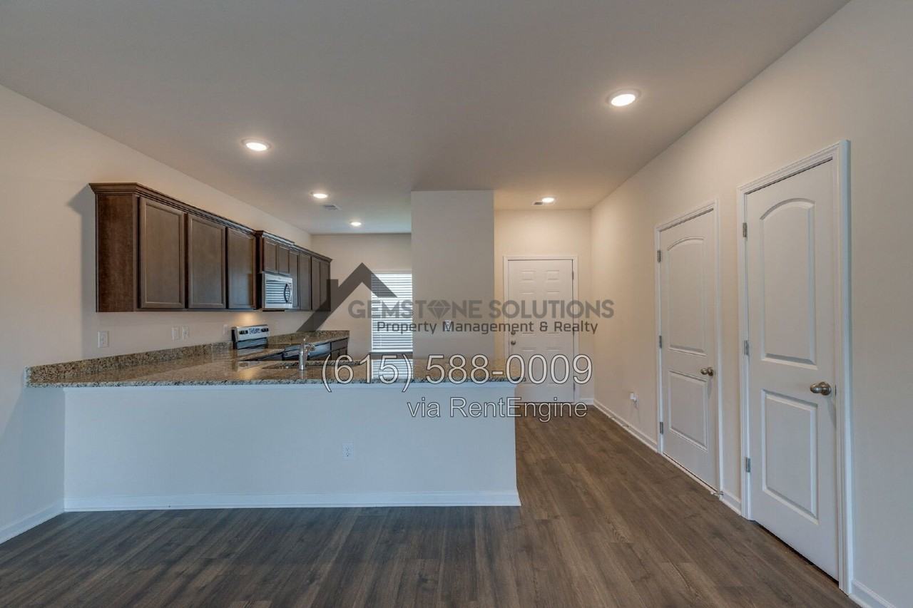 2559 Queen Bee Dr - Photo 7 of 50