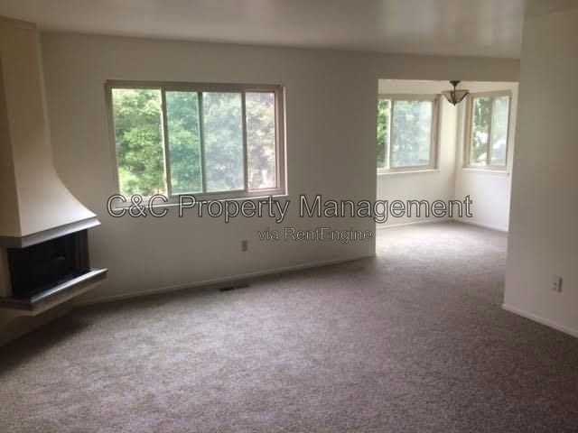 868 Lighthouse Ave #M - Photo 3 of 5