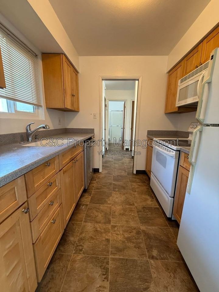 260 Lighthouse Ave #C - Photo 2 of 7