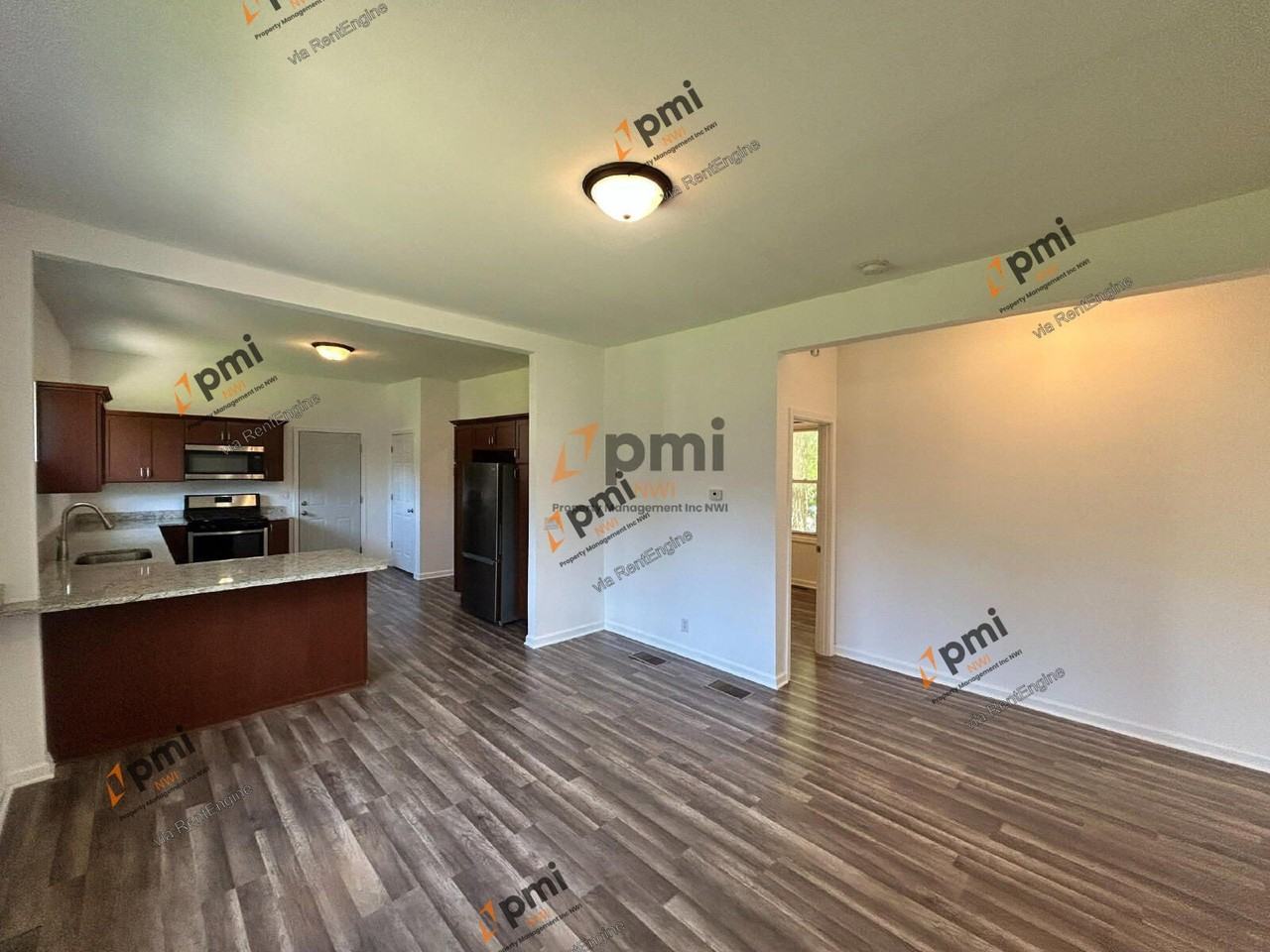 13328 Edison St - Photo 4 of 17