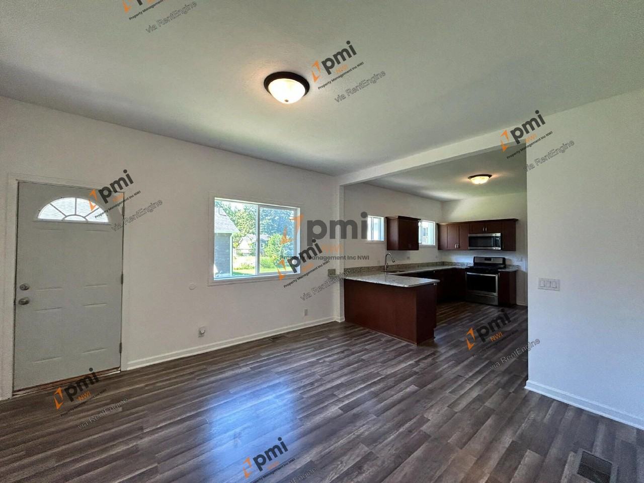 13328 Edison St - Photo 5 of 17
