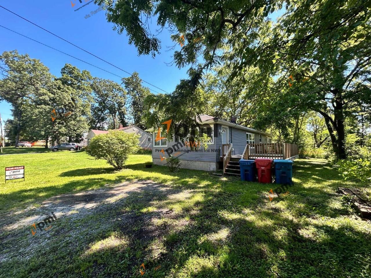 14725 Bryan St - Photo 2 of 27
