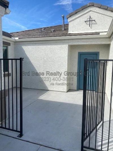 3336 N 300th Dr - Photo 2 of 23