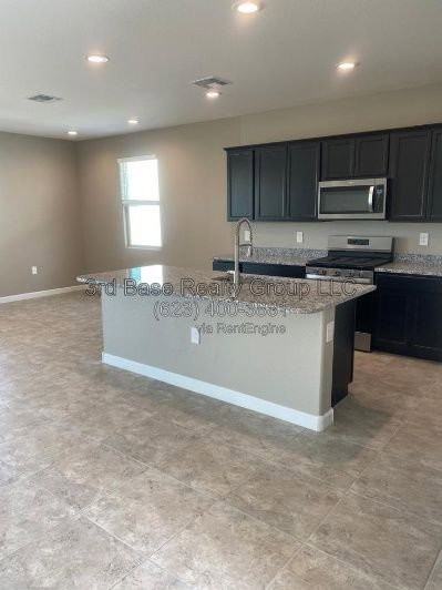 3336 N 300th Dr - Photo 6 of 23