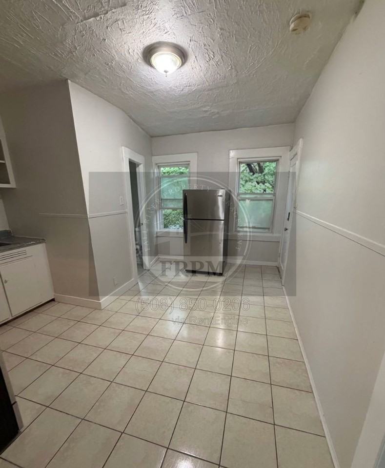 441 Rivet St #2E - Photo 5 of 17