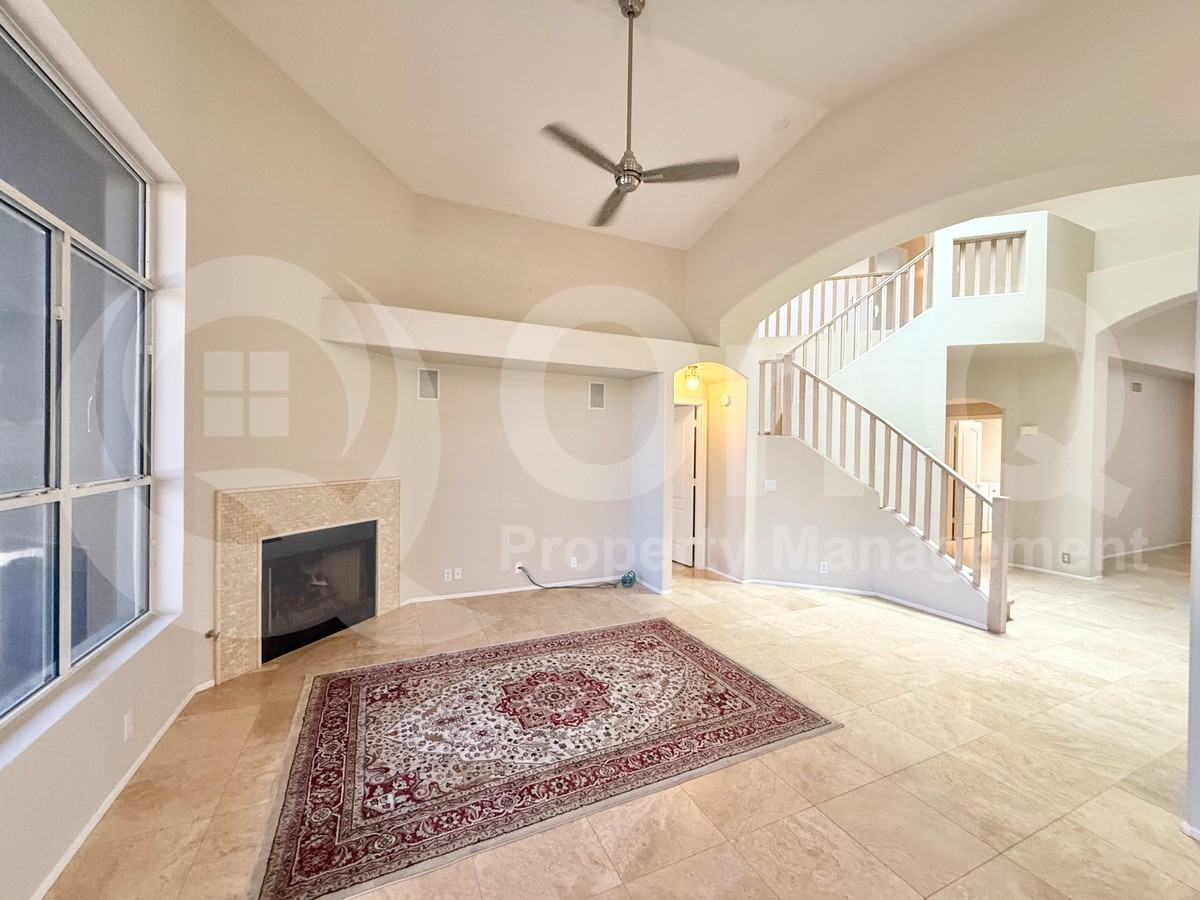 6064 W Irma Ln - Photo 5 of 29