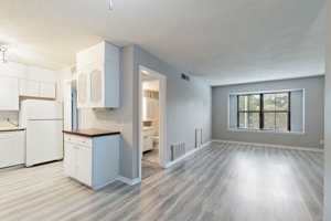 featured image of 1309 E 21st St
